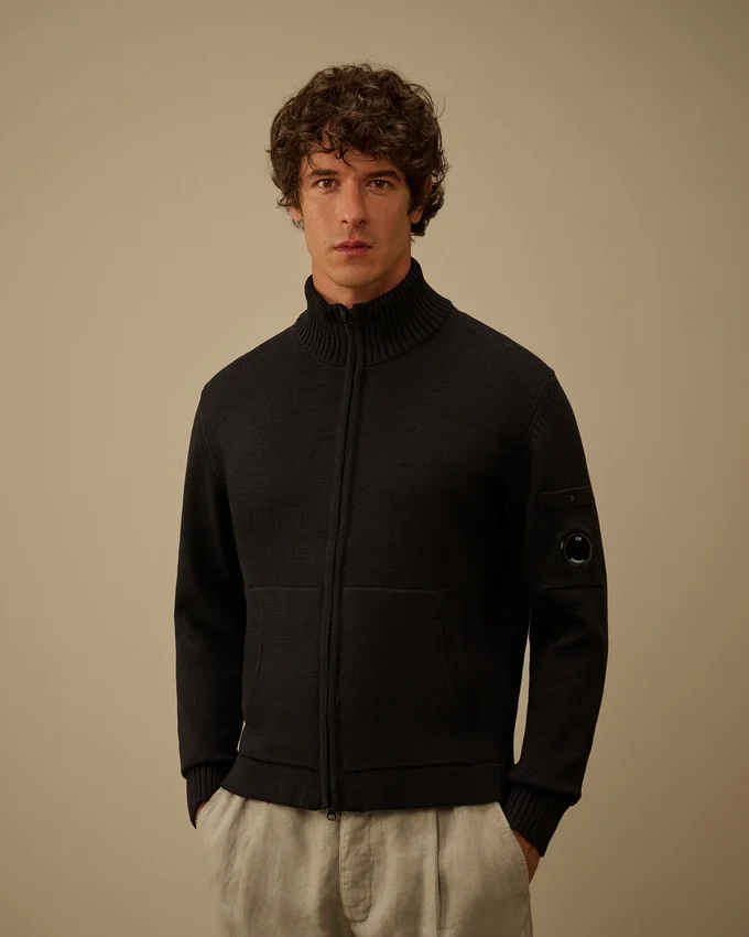Compact Cotton Zipped Cardigan