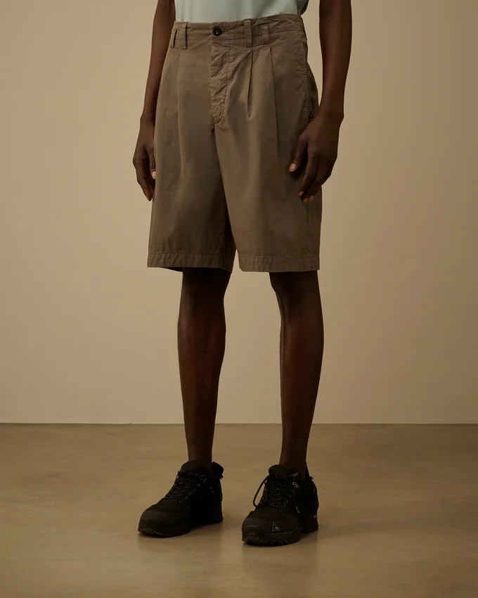 Cotton Gabardine Loose Pinces Shorts