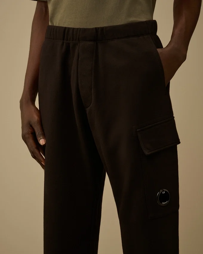 Diagonal Raised Fleece Cargo Sweatpants