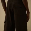Diagonal Raised Fleece Cargo Sweatshorts