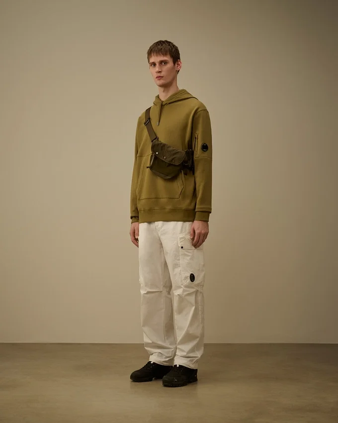 Diagonal Raised Fleece Hooded Lens Sweatshirt