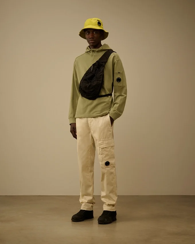 Light Fleece Half Zip Lens Sweatshirt