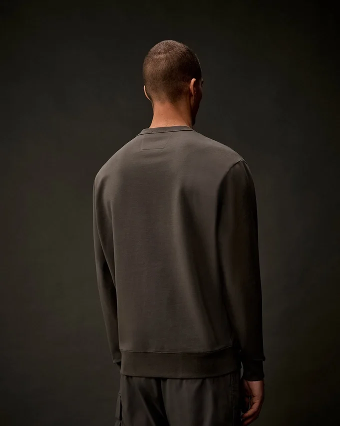 Metropolis Series Stretch Fleece Crewneck Sweatshirt