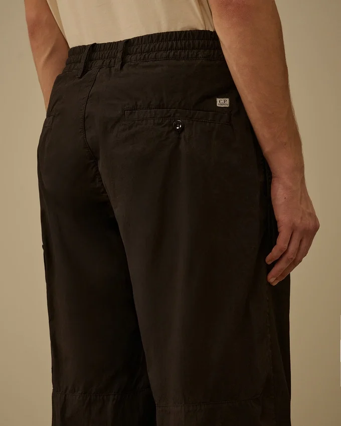 Micro-Reps Boxy Leg Pocket Lens Pants