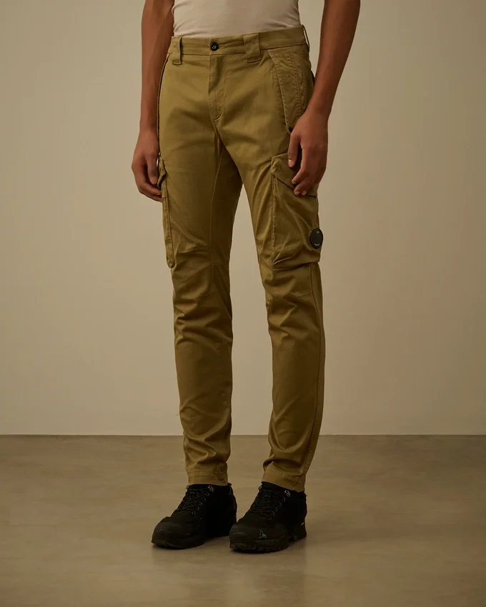 Stretch Sateen Ergonomic Rounded Pockets Lens Cargo Pants