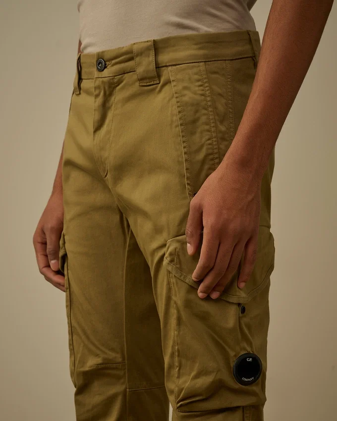 Stretch Sateen Ergonomic Rounded Pockets Lens Cargo Pants